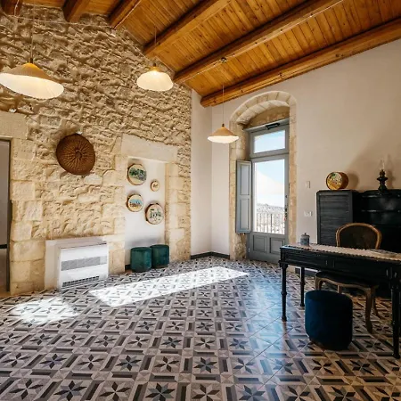 Isulatravel - Torre Molino With Heated Pool * Modica