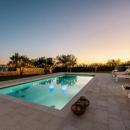 Villa Isulatravel - Torre Molino With Heated Pool Modica